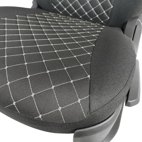 Чехлы Жаккард Драйв на Haval M6